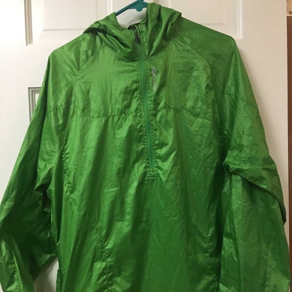 NEW!!! Sugoi green large size L waterproof windbreaker LIKE NEW!